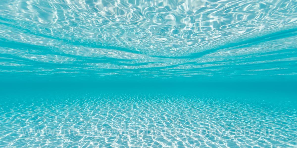 Crystal Clear Water, Lake McKenzie, Kgari